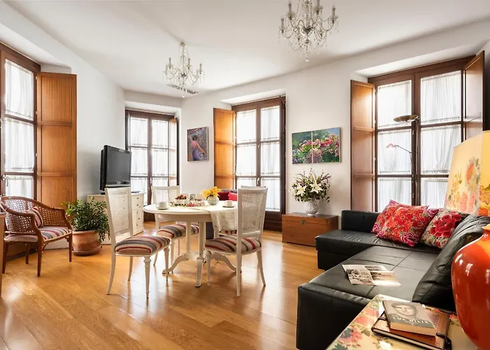 Cathedral Apartment, First Floor