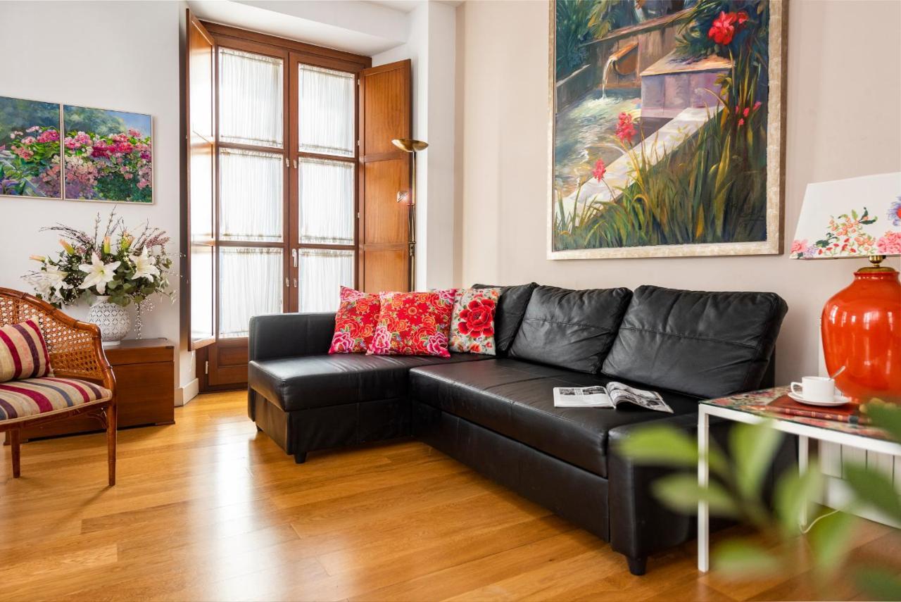 Cathedral Apartment, First Floor * Siviglia